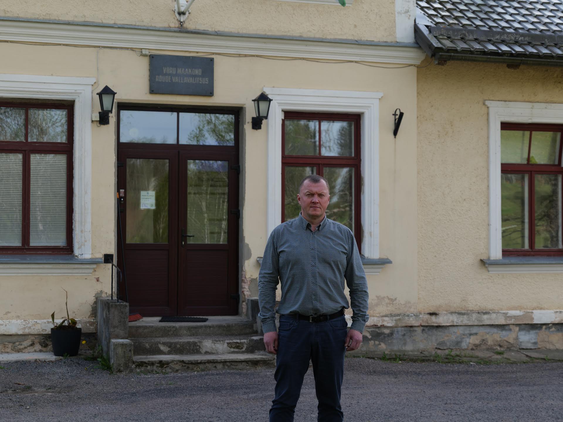 Äsja asus Rõuge valla kriisispetsialistina tööle Jaanus Kann, kes on viimased 18 aastat olnud tegev MTÜ Rõuge Priitahtlikud Pritsimehed juures. Foto: RÕUGE VALLAVALITSUS / VIIVIKA NAGEL